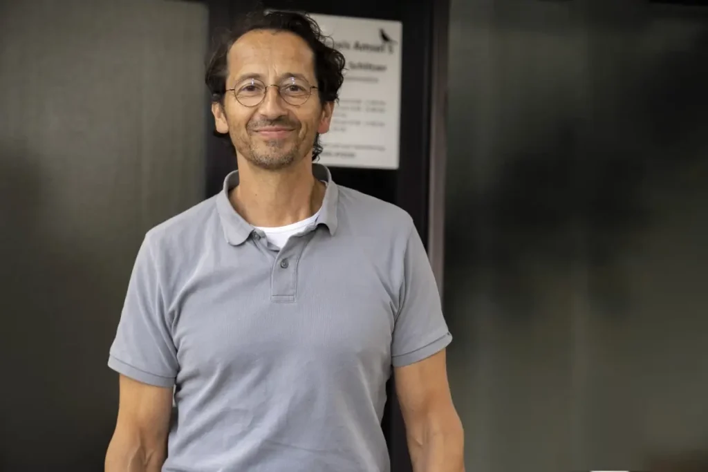 Disease-Management-Programme (DMP) in Essen-Stadtwald. Facharzt für Allgemeinmedizin Dr. med. Peter Schlitzer steht Menschen mit chronischen Erkrankungen mit Rat und Tat zur Seite